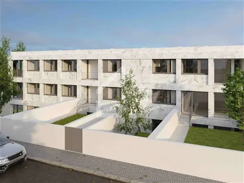 T3 Novo São João de Ver | Jardim Privado