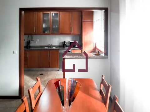 T2+1 com Terraço - Lobão