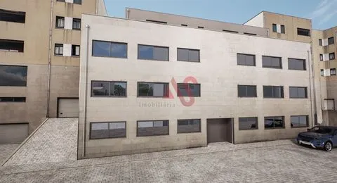 3 bedroom apartment on the 1st floor, in the city center of Fafe