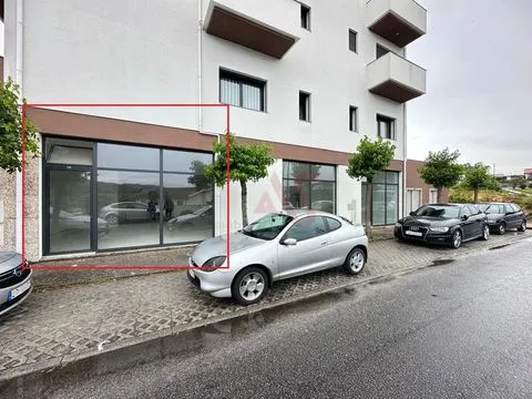 Loja com 83,10 m2 em Pedome, Vila Nova de Famalicão