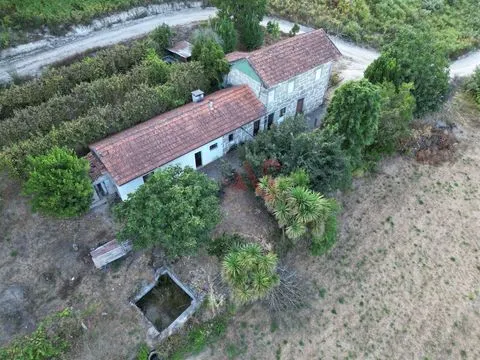 Moradia T2, Castelões Penafiel