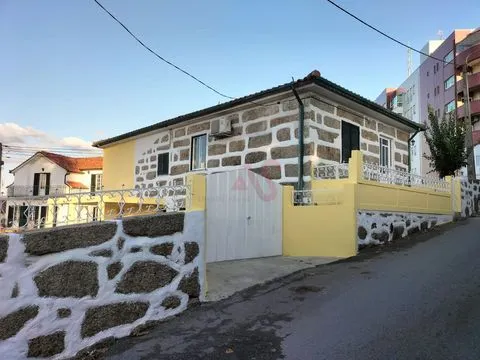 Villa de 2 chambres en cours de rénovation à Riba de Ave, Vila Nova de Famalicão