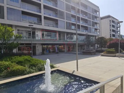 Tienda en alquiler en Fórum Vizela – 41,30 m2 con Licencia de Comercio y Servicios