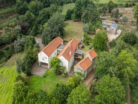 Quinta da Azenha – Ländlicher Charme in Lustosa, Lousada