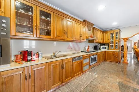 Villa exclusive avec 6 suites, jardin et piscine à Vilar de Ferreiros, Mondim de Basto