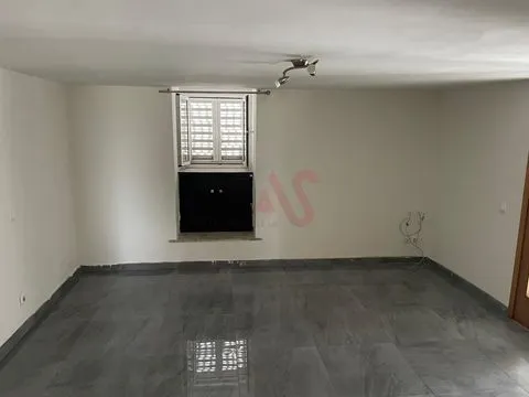 &#127969; Arrendamento – Moradia T1 rústica em pedra &#124; Roriz