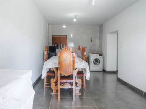 Moradia T3 em Serzedo, Guimarães