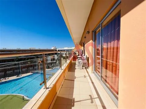 Apartamento T2 Mobilado com 2 Piscinas inserido no Hotel Balaia Atlântico