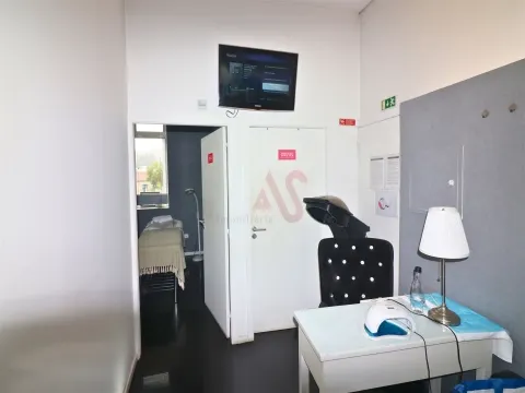 💈 Trespasse de Cabeleireiro Pronto a Operar no Centro de Vizela – Rua Dr. Abílio Torres