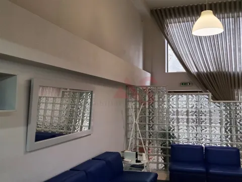 🏢 Loja no Rés do Chão com Possibilidade de Conversão em T2 Duplex – Vila Nova de Famalicão