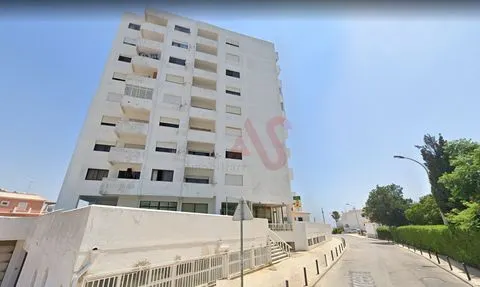 Loja com 9,50m2 para venda em Albufeira