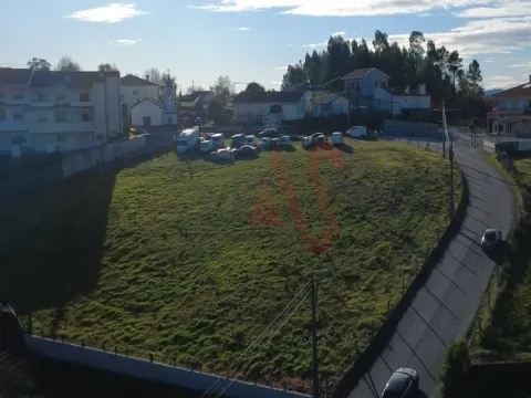 Terreno para construcción en Estorãos, Fafe – Excelente ubicación con 5700 m2