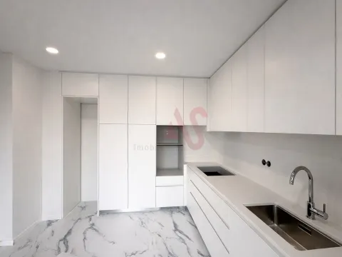 NEUE 2-ZIMMER-WOHNUNG IM NOVA TROFA II-GEBÄUDE