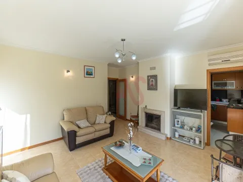 Apartamento T3 em Mesão Frio, Guimarães com 130 m2