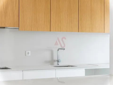 Apartamento T1 com varanda localizado no empreendimento Alta Vista