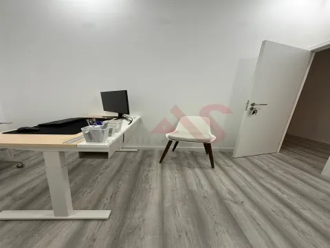 Gabinete para Arrendamento na Pontinha | Escritório Multiusos 