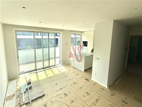 Appartamento con 2 camere da letto arrestato | Edifício Azul, Trofa – Felgueiras