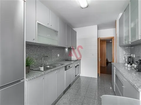 Apartamento T2 no Fórum Vizela – Localização Premium