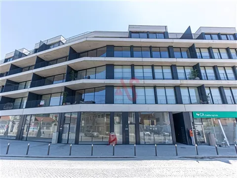 Apartamento T3 Mobilado e Equipado no Centro da Vila de Lousada