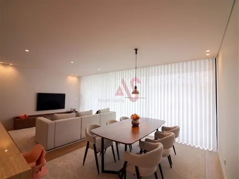 Apartamento T3 Mobilado e Equipado no Centro da Vila de Lousada