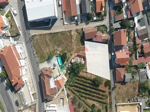 Lote de Terreno Urbano de 500 m² para construção em Margaride, Felgueiras