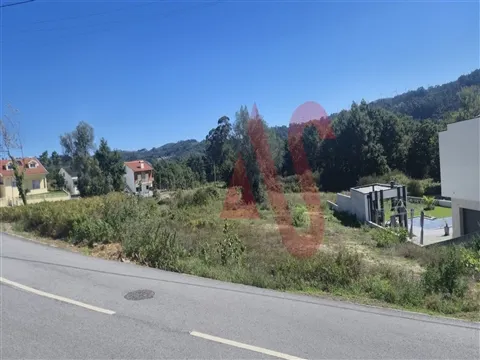 TERRENO URBANIZÁVEL COM 2.750 M² | ESTORÃOS, FAFE