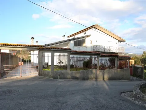 Moradia Isolada T5 DUPLEX