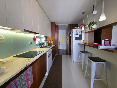 T2 com garagem Póvoa de Varzim – conforto, localização e luminosidade