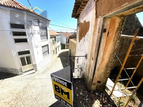 Moradia para Restaurar T0