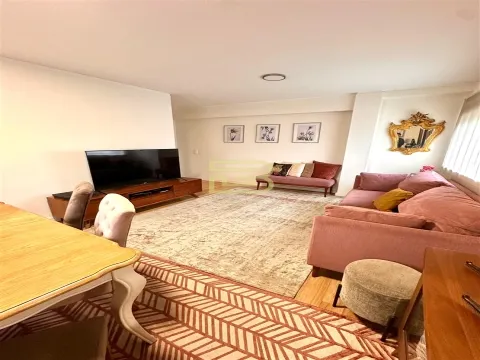  Apartamento T2 - Localização Premium no Coração de Vila Nova de Gaia 