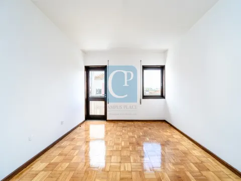 2 Floors 2 bedroom villa with terrace and box, next to Marshopping