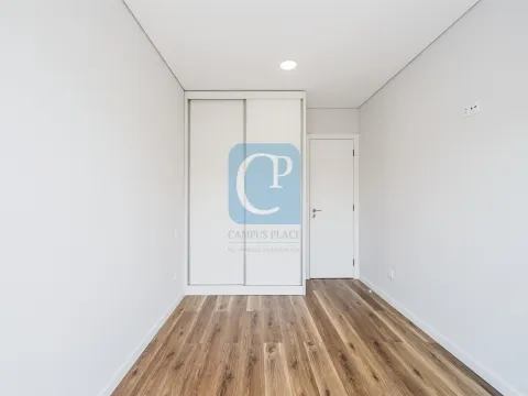Completely refurbished 2 bedroom apartment in Nogueira, Maia