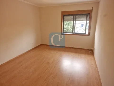 Renovated 2 bedroom apartment in São Mamede Infesta e Senhora da Hora
