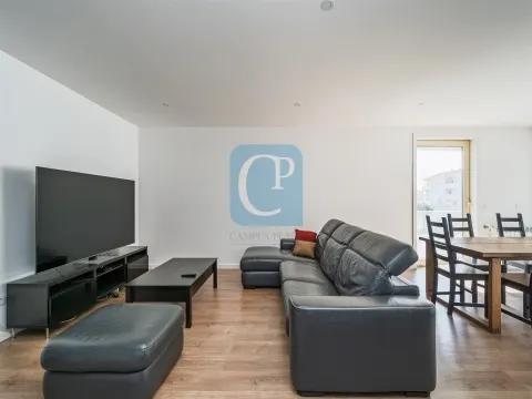 Apartamento T3, no Condomínio fechado Arroteia em Paranhos, Porto