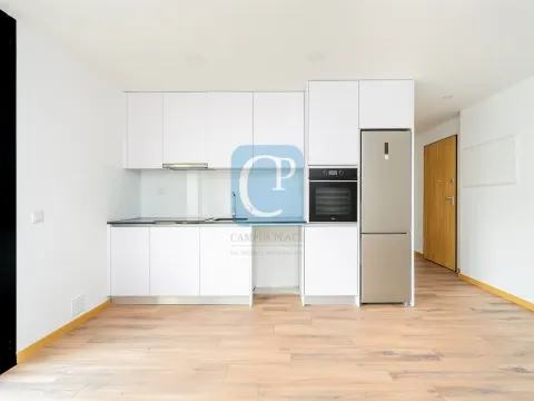 New build 2 bedroom apartment in Paranhos, Porto