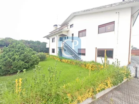 Moradia T3+1 em Nogueira da Maia, Maia