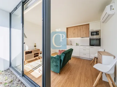 1 bedroom apartment next to Hospital S. João
