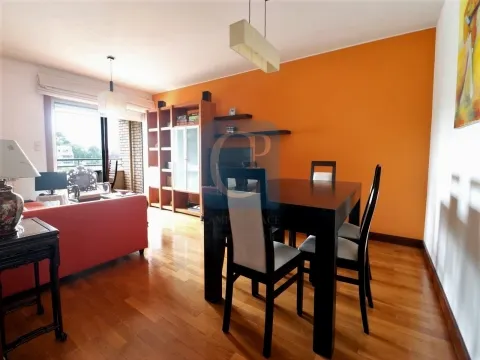 Apartamento T1 com vistas para o Rio Douro em Lordelo do Ouro