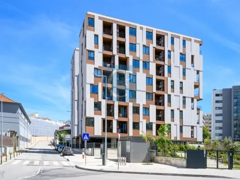 Apartamento T1+1 no Empreendimento em Asprela Easy, Paranhos