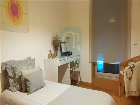 Apartamento T1 totalmente equipado e mobilado, no Paços São João