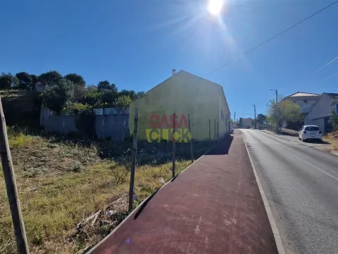 Lote de Terreno 3 habitaciones