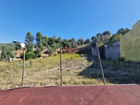 Lote de Terreno 3 habitaciones