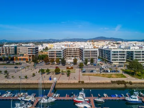 2 Quartos - Apartamento - Olhão - Faro