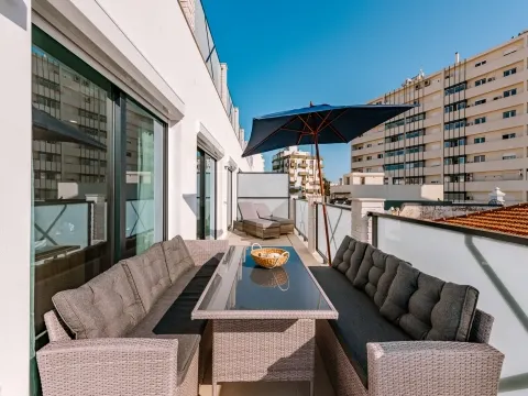 2 Bedrooms - Apartment - Sé and São Pedro - Faro