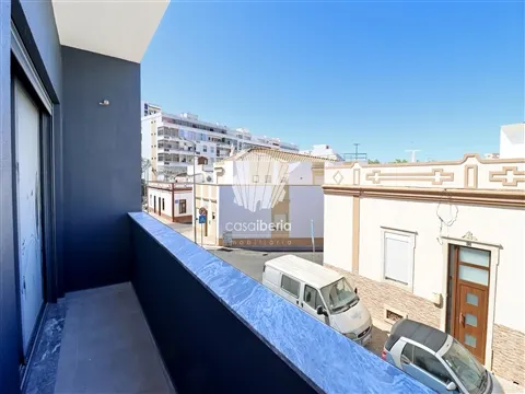3 Bedroom - Semi-Detached Villa - Faro
