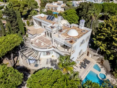 4 Quartos - Moradia - Carvoeiro