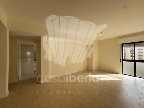 2 Bedrooms - Apartment - Mem Martins - Sintra