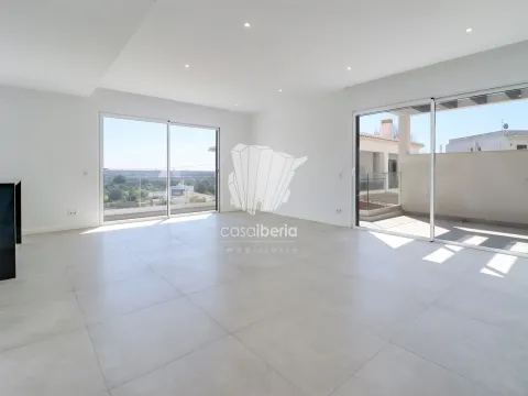 4-Quartos-Moradia-Mexilhoeira Grande