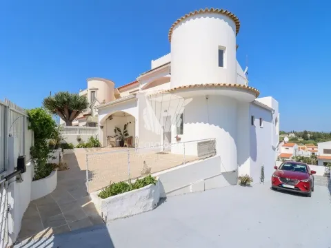 Exclusivo - 3 Quartos - Moradia Geminada - Porches - Lagoa