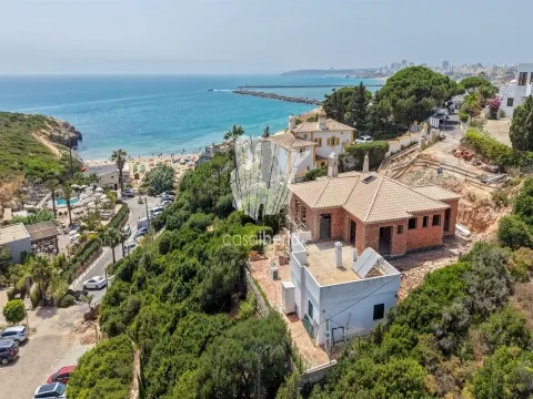 4 Bedrooms - Villa - Ferragudo